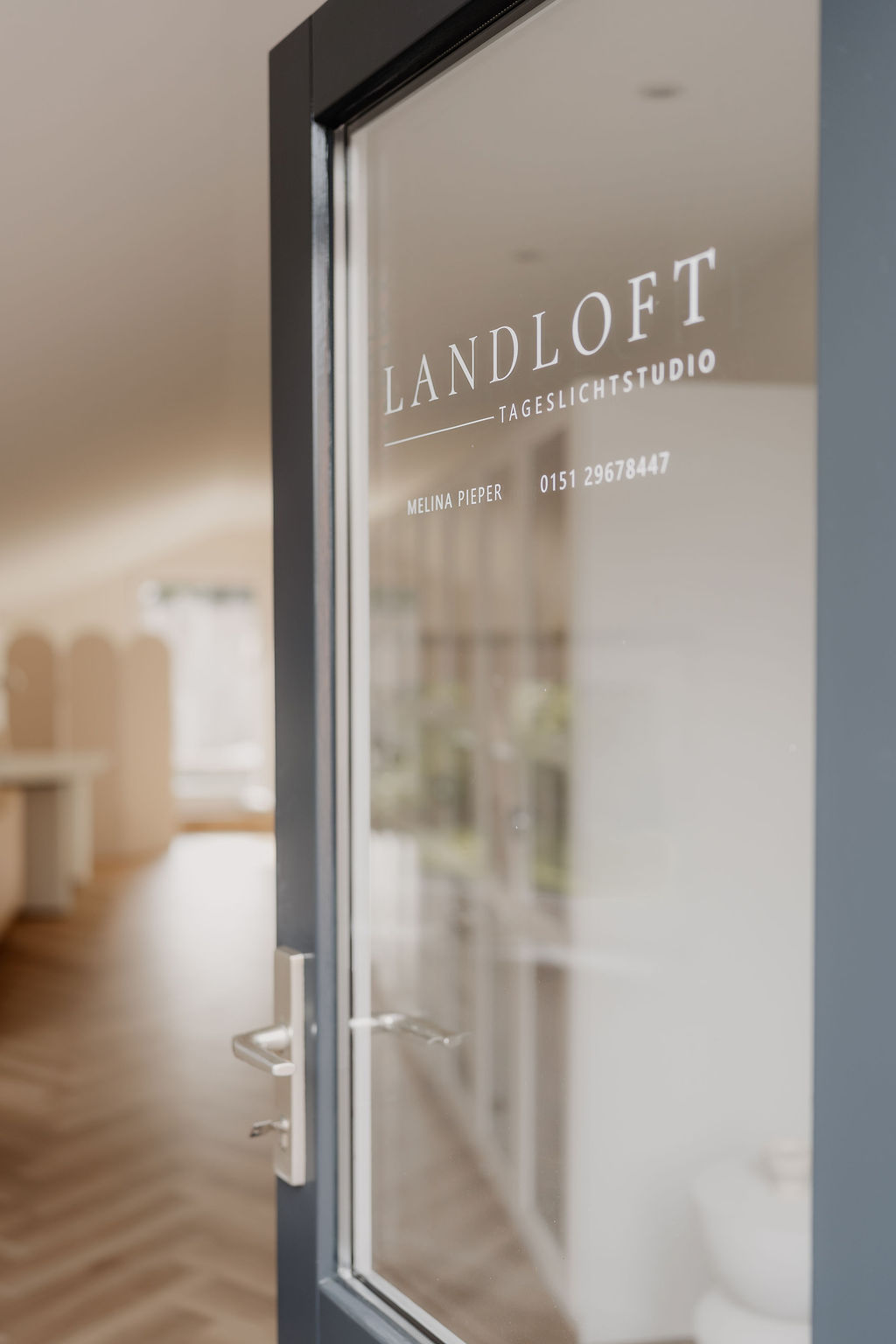Landloft Tageslichtstudio Eingang - Melina Pieper